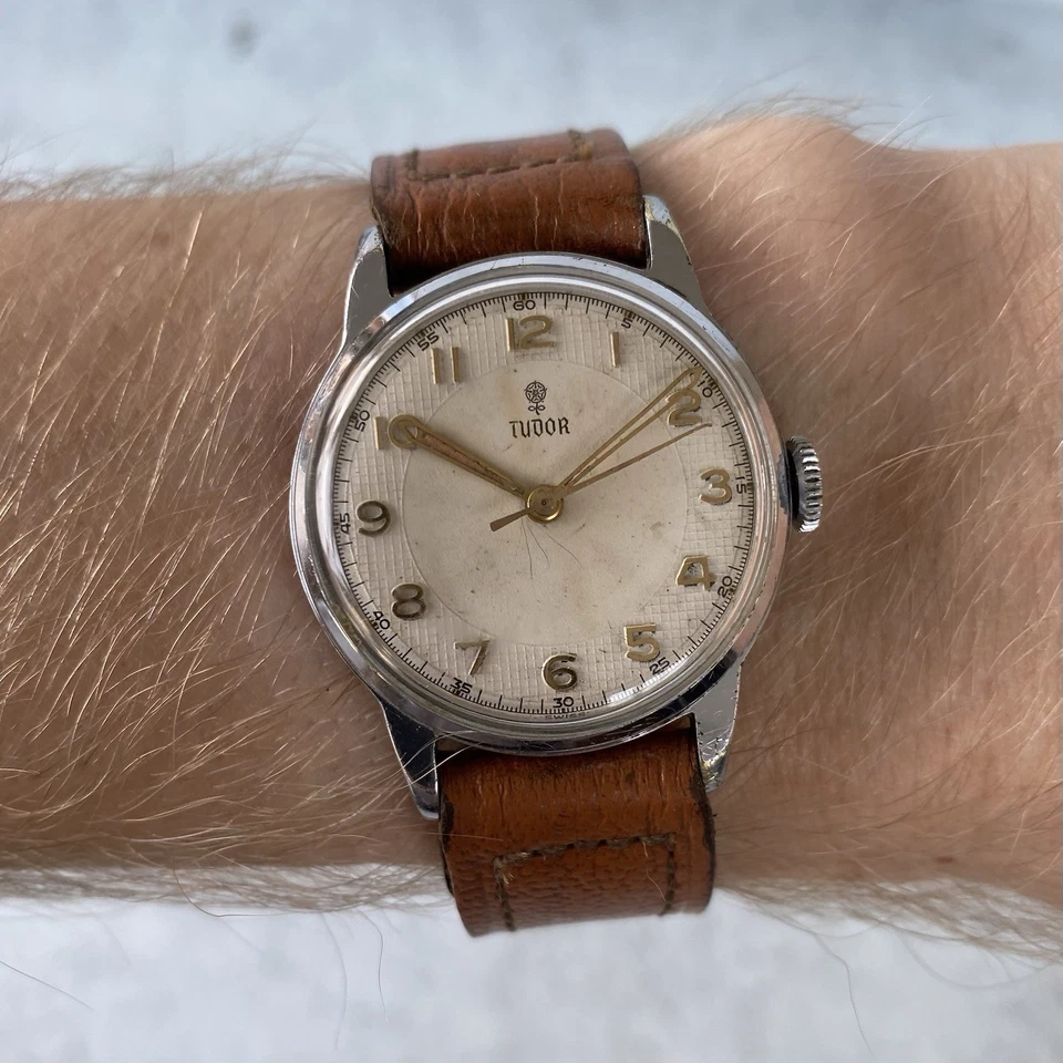 Винтажные швейцарские часы Tudor Rolex Small Rose с ручным заводом арабский циферблат - Изображение 3 из 4