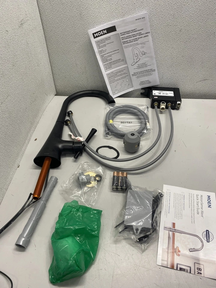 Grifo de cocina con sensor de onda Moen 9126EWBL (negro mate) Foto 2 de 4