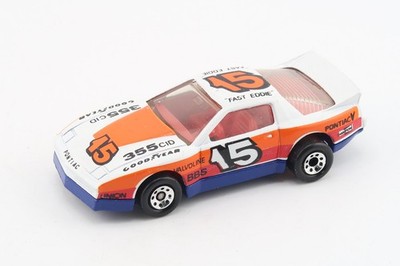 MATCHBOX  * PONTIAC FIREBIRD RACER  * WHITE  * 1:64 * 1985 * MADE IN MACAU
