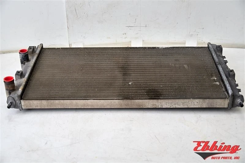 Radiator 2.4L 4 Cylinder 4 Door Sedan 05017619AA Fits 01-06 Dodge Stratus 677216 - Imagem 4 de 4