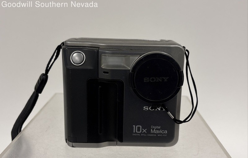 Sony Digital Mavica MVC-FD7 Digital Camera