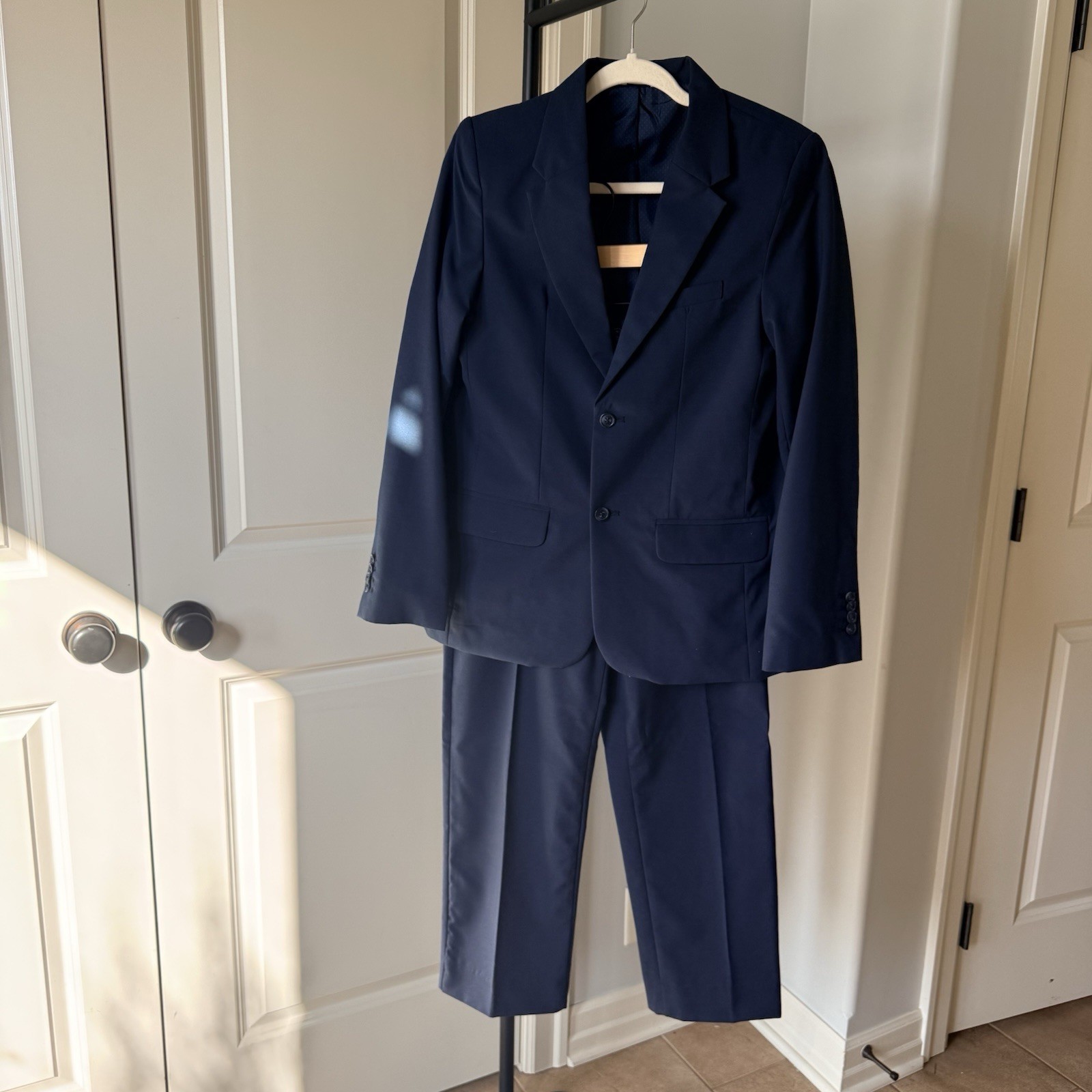 Boys Navy Suit Size 16 Cat Jack Blazer Pants + IZOD Class Club Dress Shirts Lot