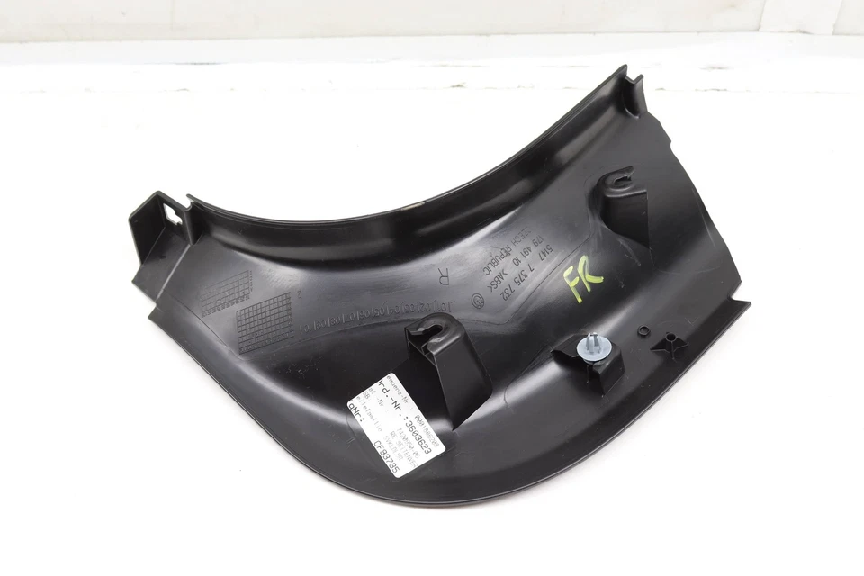 BMW 540D XDRIVE 2018 - Cubierta del panel inferior delantero derecho/ajuste 7375732 Foto 2 de 4