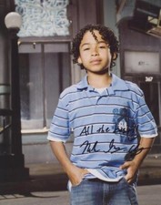 NOAH GRAY-CABEY - Heroes GENUINE SIGNED AUTOGRAPH