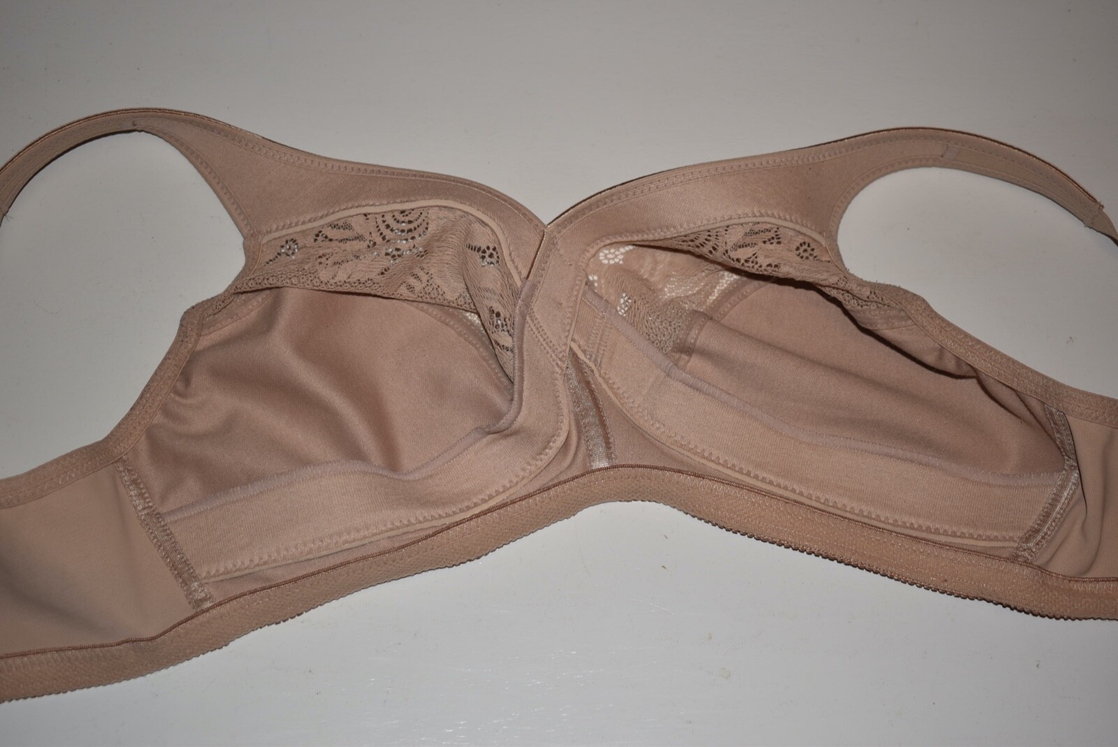 Glamorise Full Figure MagicLift Minimizer Beige Bra Sz 36DD Wirefree 1003 eBay