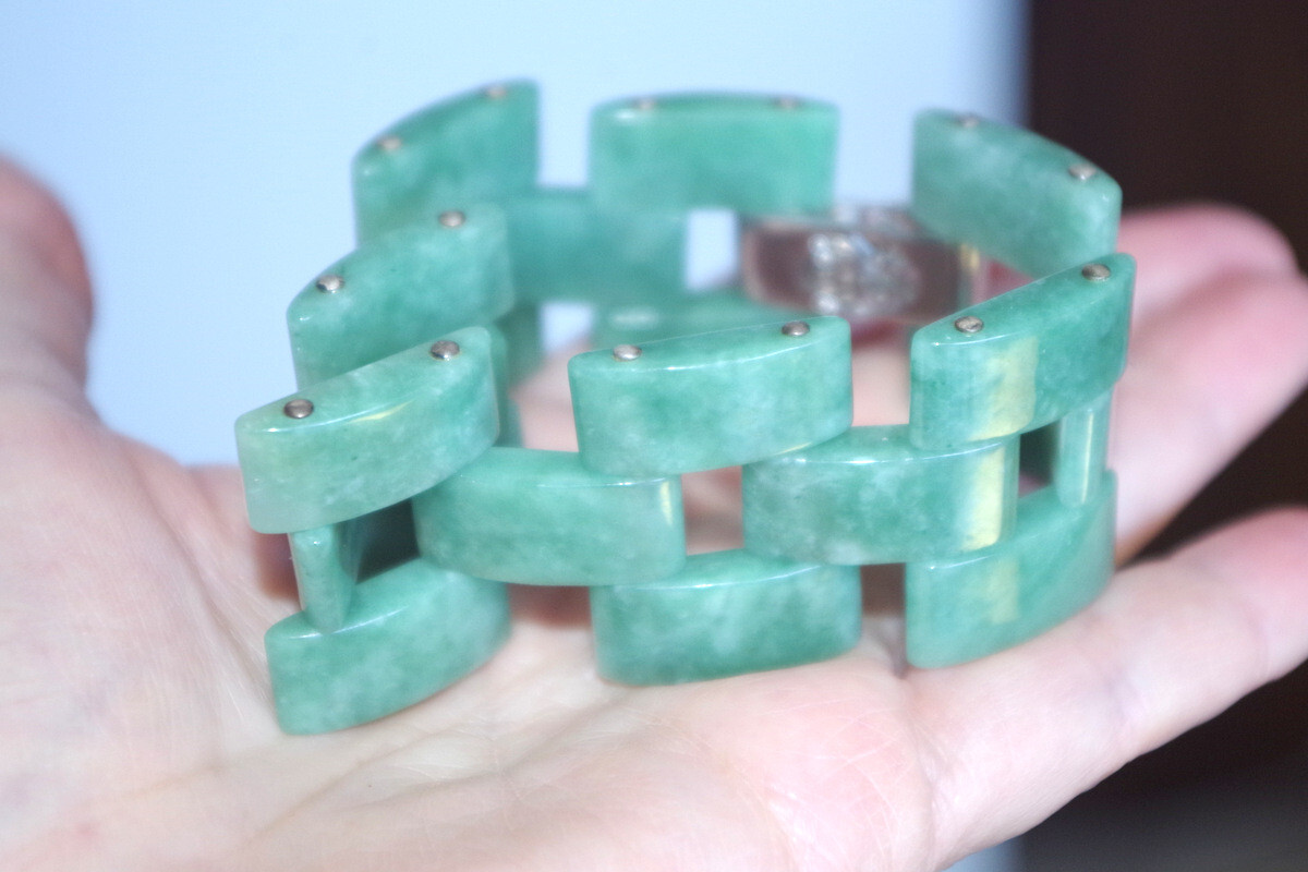 Antique Exquisite Large Interlocking Jadeite Jade… - image 24