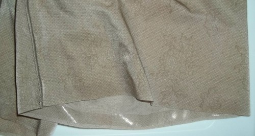 Spanx Large High Waisted Mid-Thigh Shaping Shorts Firm Control 10052R Taupe NWT - Picture 3 of 4