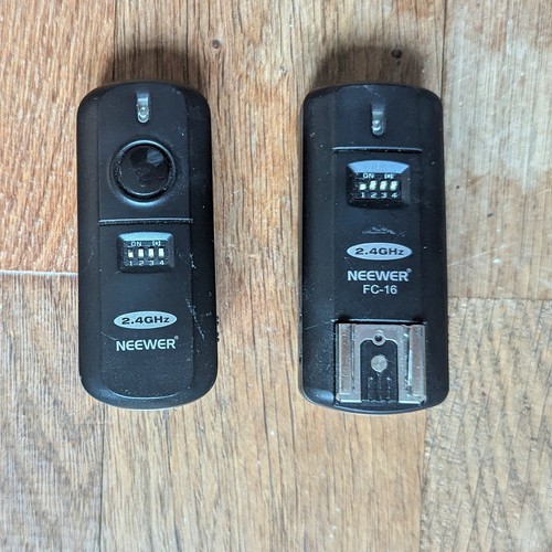 NEEWER® FC-16 Multi-Canaux 2.4GHz 3-en-1 Déclencheur Sans Fil à Flash - Flash Studio avec