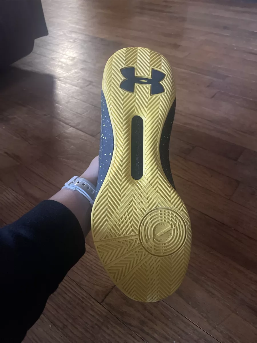 Under armour curry 5 on sale men yellow