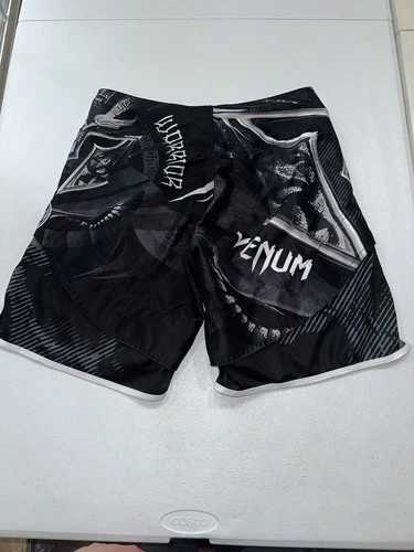 UFC Fight Shorts Mens Small 31-32 UFC MMA Venum Performance Fight Grappling