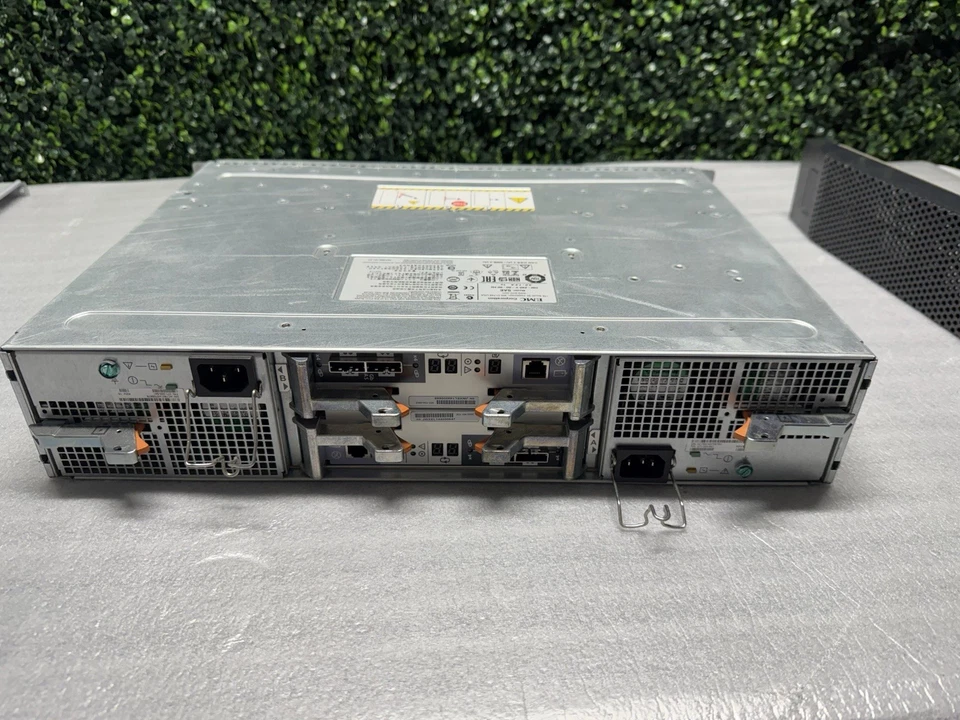 EMC SAE 25x 2.5'' SAS SATA SSD Server Hard Drive Array Expansion - Image 4 of 4