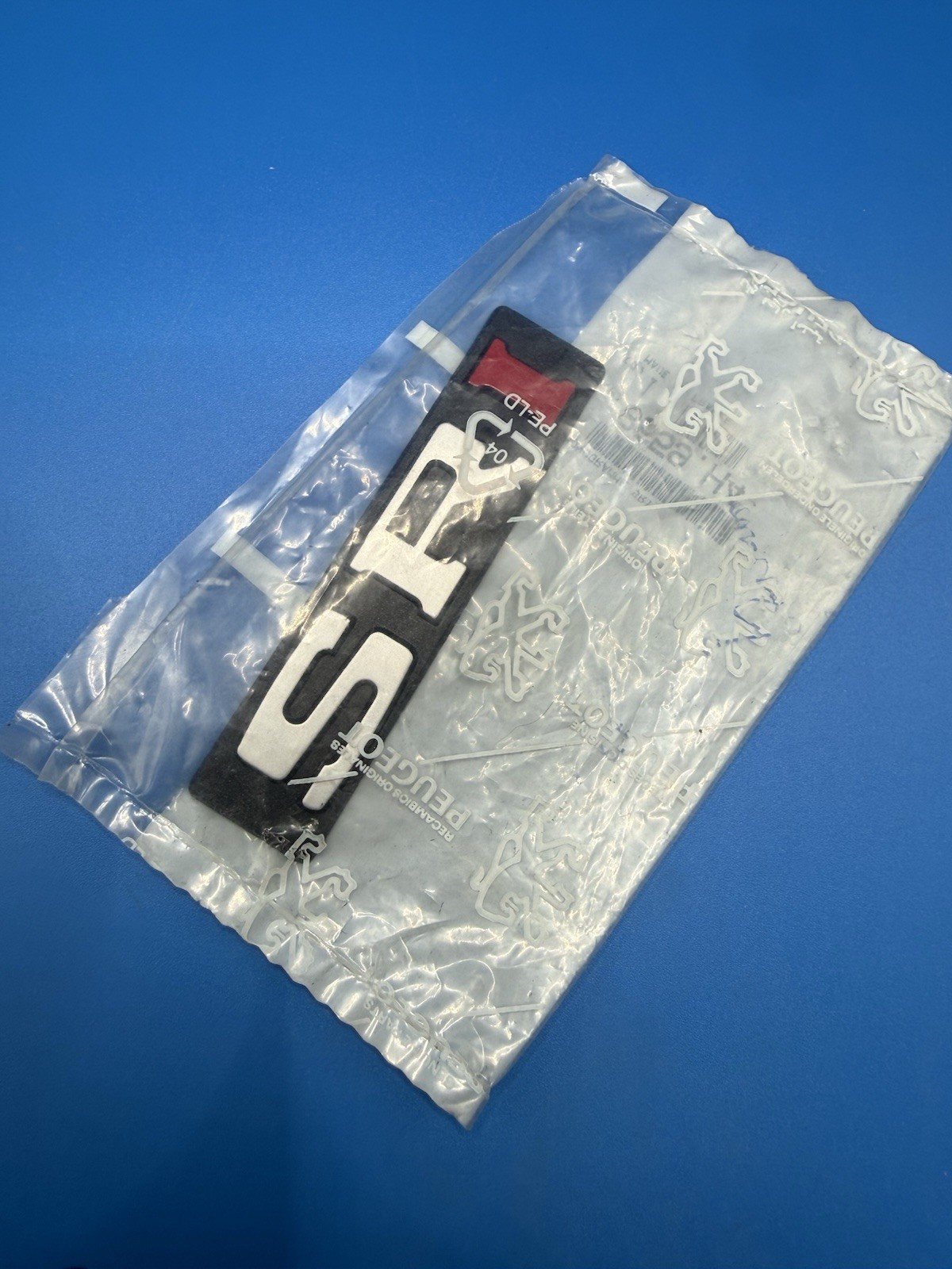 Emblème 105x25mm Peugeot 405 SRI finitions chromées haut de gamme
