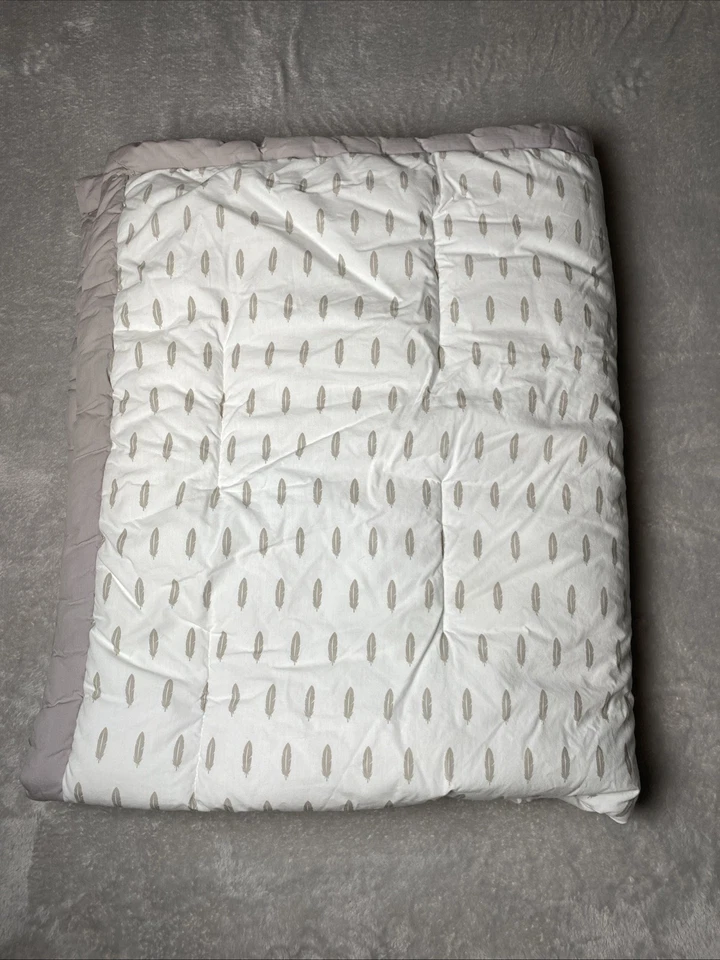 The Land of Nod Reversible Baby Blanket White Gray Feathers Soft Crib Comforter - Image 2 of 4