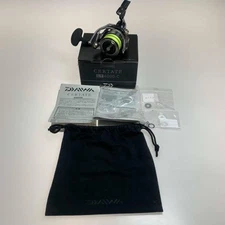 Used ●● DAIWA Daiwa spinning reel 19 Certate LT4000-C 00060052 There are