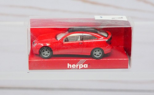 Herpa 023009, Mercedes-Benz Clase C cupé deportivo de 2 puertas, rojo, escala 1/87 HO | Zustand: New