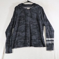 Sundry Women s Size 4 Camo Hooded Long Sleeve Top Gray/Black Lightweight USA