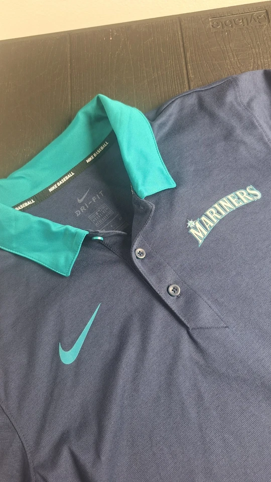  Nuevo W Etiqueta $60 NIKE Seattle Mariners MLB Polo Hombre Pequeño Dri-Fit Azul  Foto 4 de 4