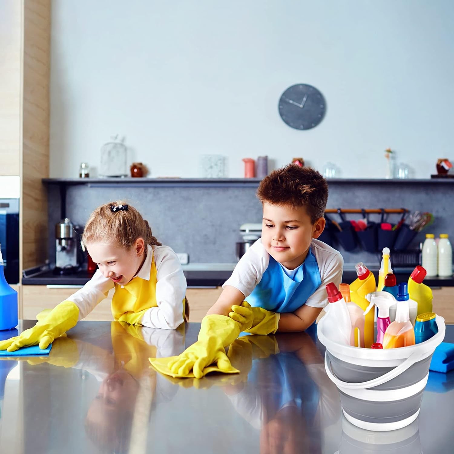 Foldable 5L Cleaning Bucket for Household, Car, Camping, Beach