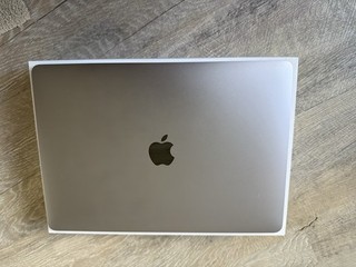 Apple MacBook Air 13" M1 2020 | 16 GB RAM | 512 GB SSD | Space Grau | OVP