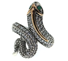 Anello argento 925 2 toni serpente zirconi  bianchi e Radice di smeraldo verde