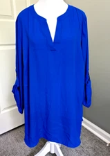 NWT CHAUS NEW YORK WINDSOR BLUE FLOWING LONG TUNIC TAB SLEEVE  SILKY BLOUSE