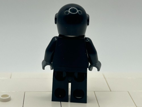 LEGO Space Skull Commander minifigure Space 10192 sp085sa RARE NEW - Picture 5 of 7