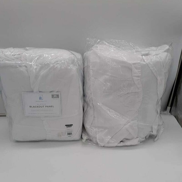 Pottery Barn Kids S 2 Evelyn Bottom Ruffle Drapes Panels 63 White