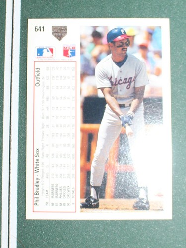PHIL BRADLEY autographed baseball card White Sox Upper Deck 1991 - Picture 3 of 5