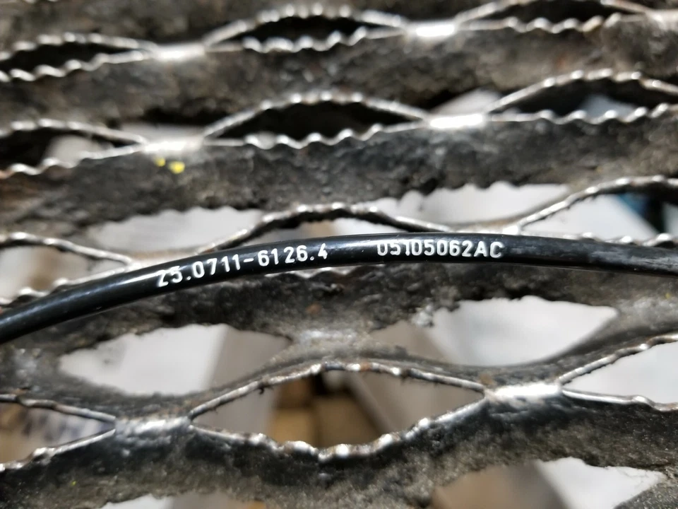 12 13 14 15 16 Jeep Patriot ABS sensor de velocidad trasero derecho lado del pasajero OEM 54K Foto 4 de 4