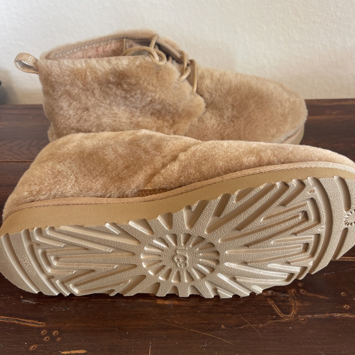 ★新品★UGG ラッセル LASSELL ブラウン1119818 UGG アグ モカシン スリッポン ラッセル レディース LASSELL