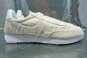 nike tailwind upside down