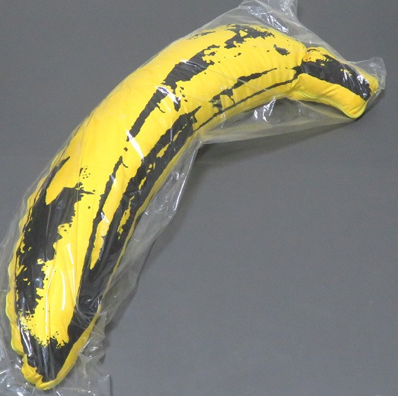 MEDICOM TOY ANDY WARHOL BAPE ABC CAMO BANANA CUSHION PINK M 421474 thumbnail 2