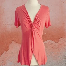 Venus Twist Front Short Sleeve Knit Top Women’s M (8/10) Coral