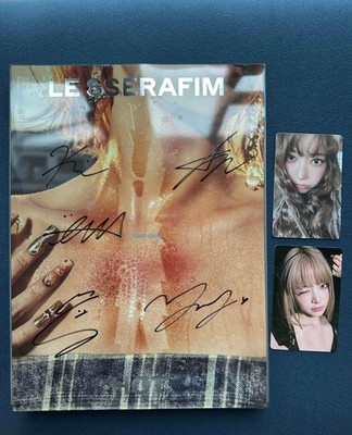 With pob) LE SSERAFIM LESSERAFIM OFFICIAL YZY AUTOGRAPH SIGNED HOT
