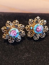 Vintage Screw back Earrings Gold Tone Enamel Roses Rhinestones 
