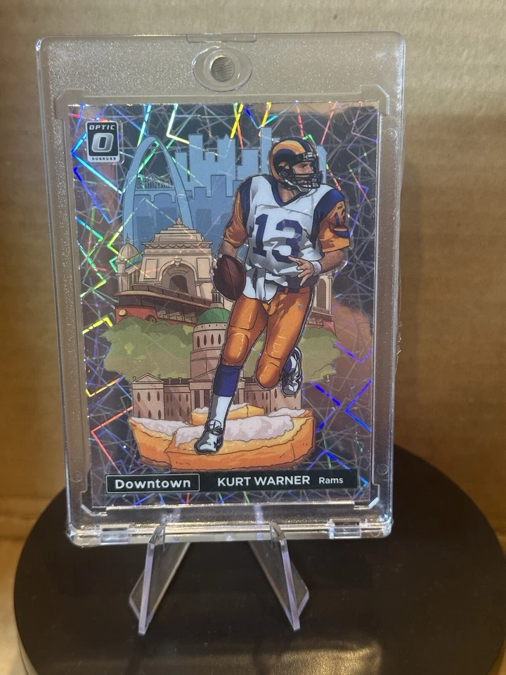 2022 KURT WARNER OPTIC DOWNTOWN CHASER / MAG Grab Pack Read Desc. *Normal Size* - Image 2 of 4