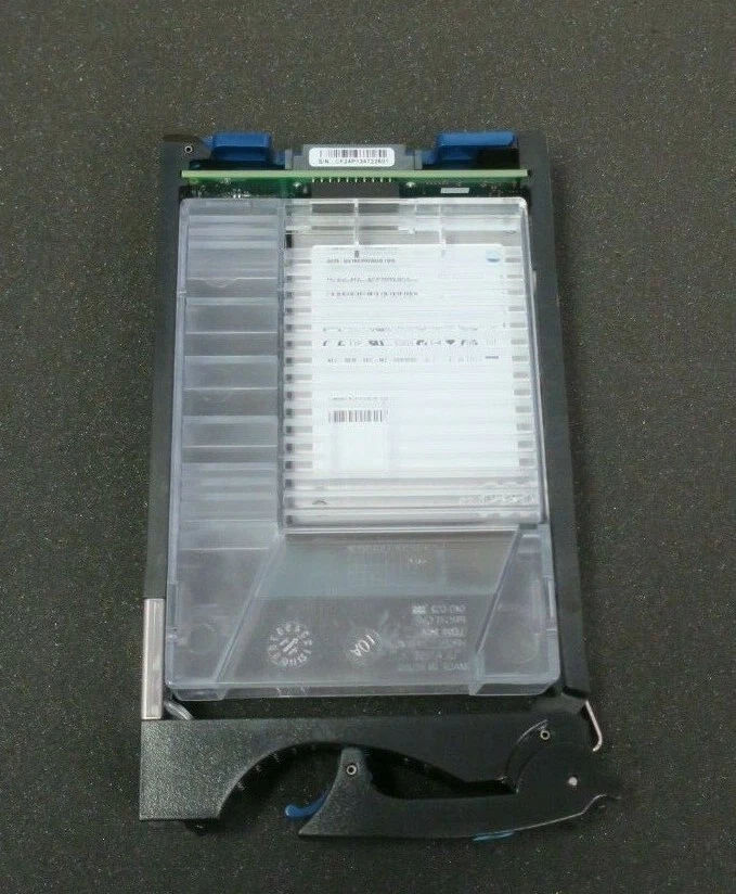 EMC 200GB Flash SAS 2.5" Solid State Drive SSD 005050498 V3-VS6F-20 - 3.5" Caddy - Image 3 of 4