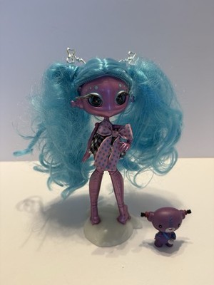 MGA Novi Stars Mae Tallick With 8-Bit *not battery tested* Has Stand 2012