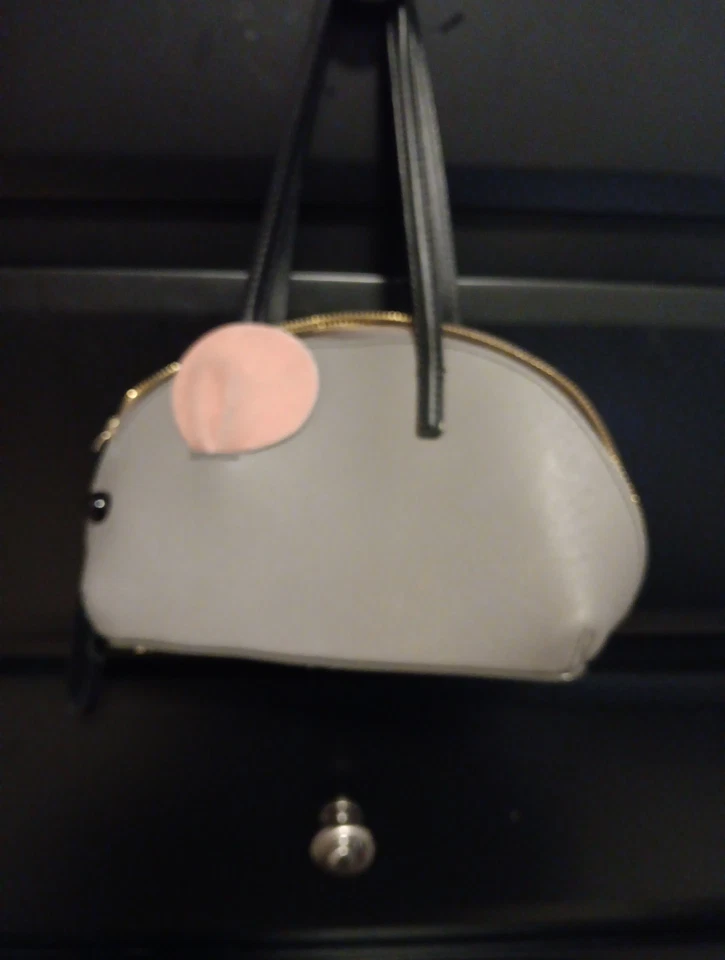 Cartera Cartera Kate Spade Cat's Meow Mouse Cuero Saffiano, Gris Usada Foto 4 de 4