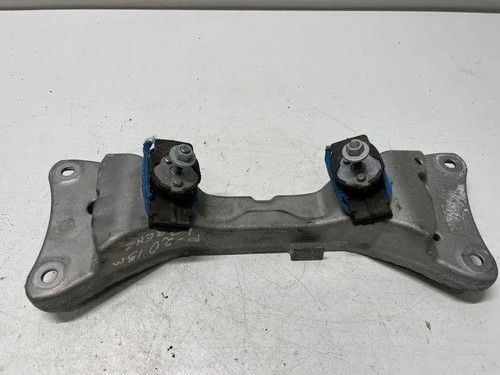 BMW 1 F21 Getriebehalter 6860777 1.50 Petrol 80kw 2019 22158195