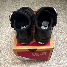 VANS Kids Mary Jane Black Patent Leather Buckle Strap Shoes US 3.5C New