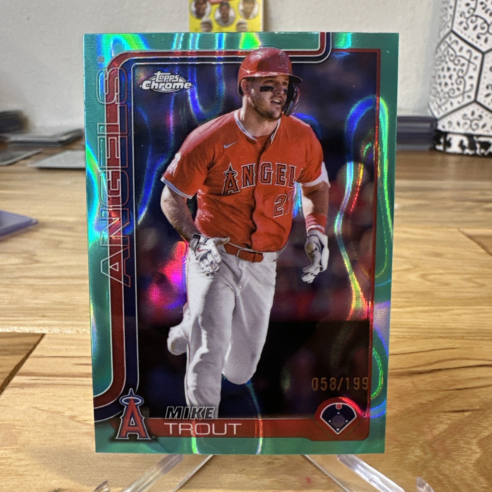 2025 Topps Chrome #100 Mike Trout Aqua Raywave Refractor 028/199 Anaheim Angels