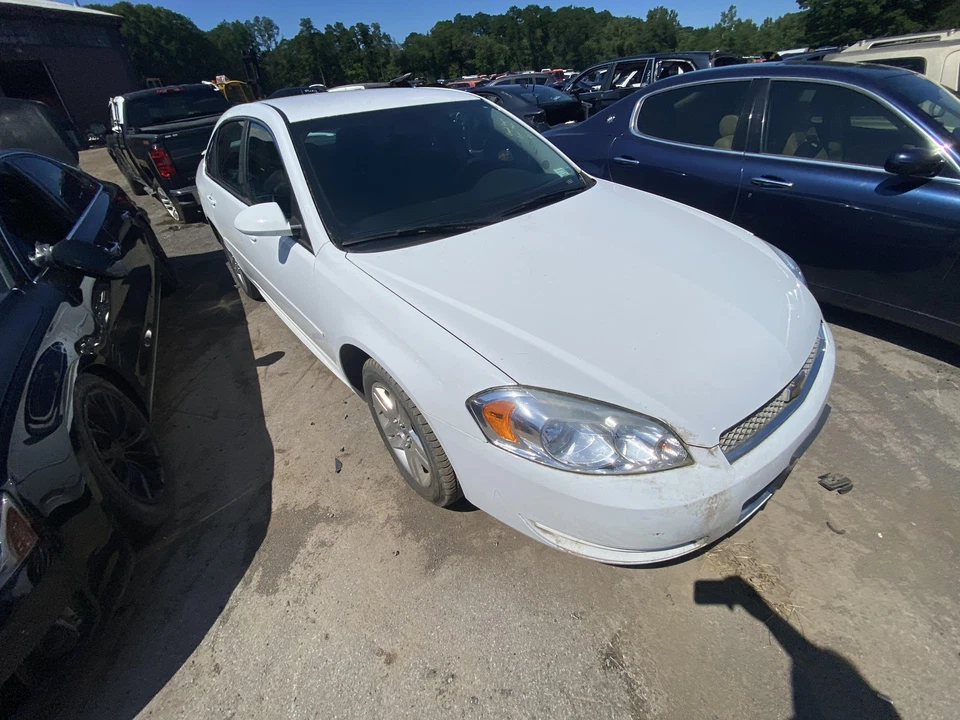 Cuarto de vidrio usado para: Chevrolet Impala 2013 grado derecho A Foto 4 de 4