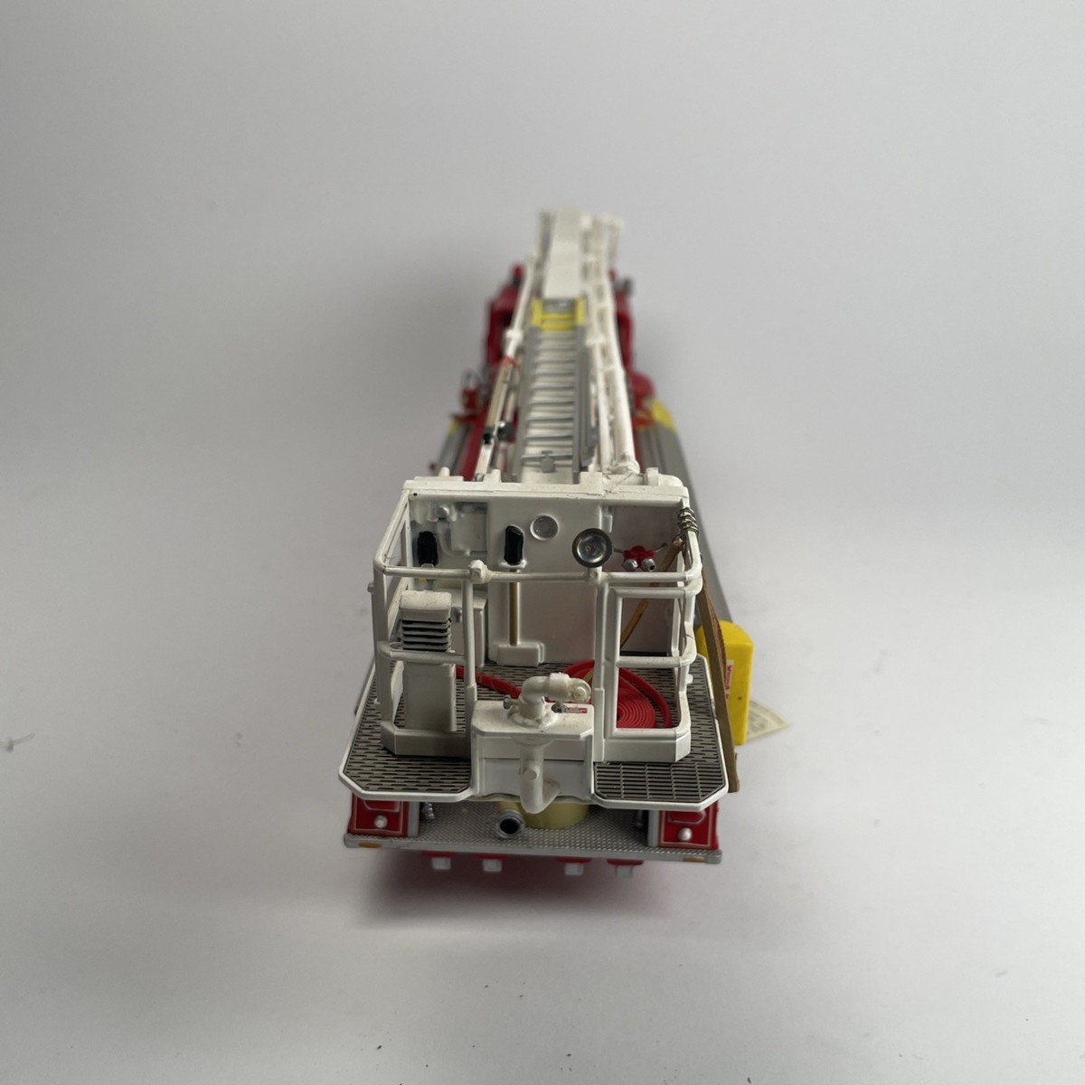 1/32 FRANKLIN MINT THE PIERCE SNORKEL FIRE ENGINE WITH PLATFORM