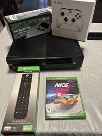 Xbox One Original Console 8 Piece Bundle NO KINECT