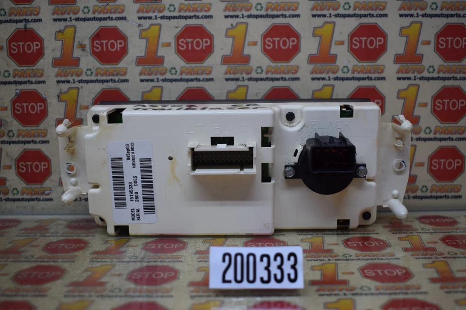 Chevrolet Trailblazer 2003-2009 calefacción aire acondicionado control de temperatura OEM Foto 4 de 4