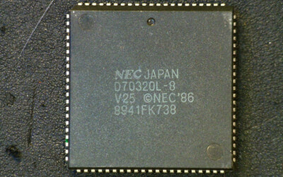 uPD70320L-8 V25 CPU NEC #260