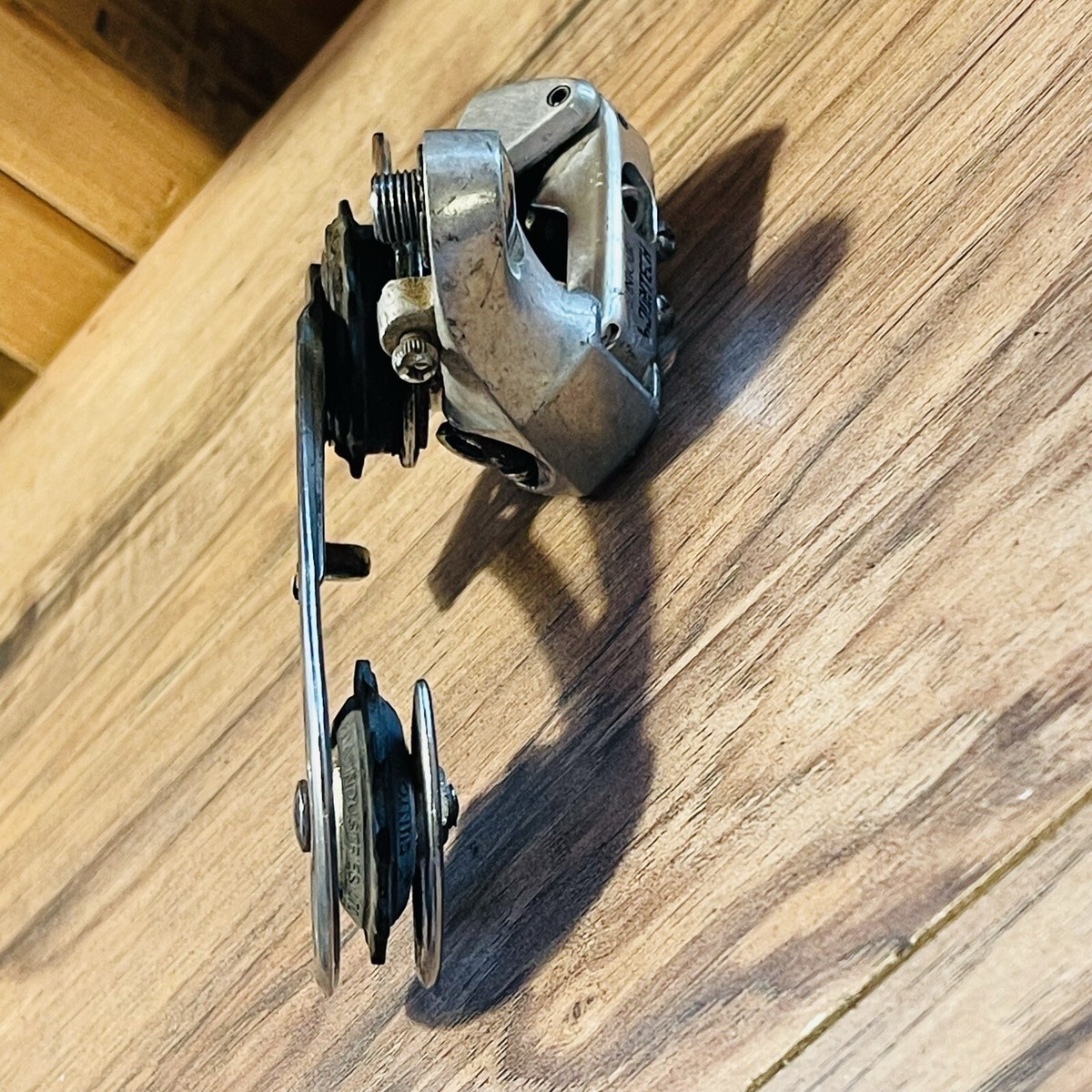 Dérailleur Arrière Vintage Suntour Mountech – Longue Cage – 7 Vitesses – Japon