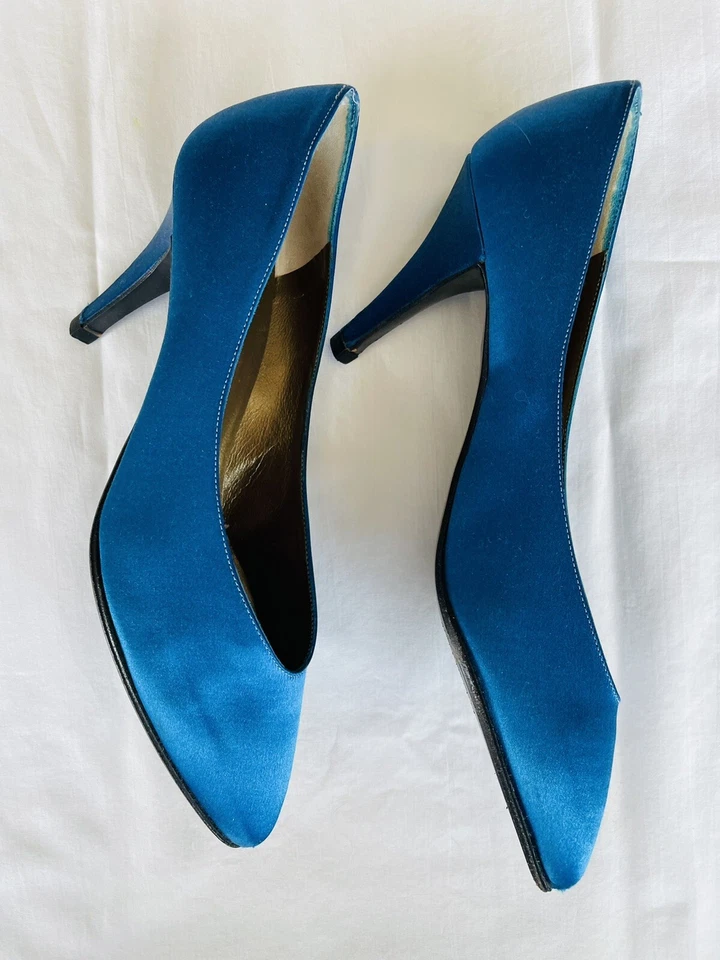 "Bomba Yves Saint Laurent azul brillante satinado punta ~ 7,5 N personalizado teñido tacón de 3""" Foto 2 de 4