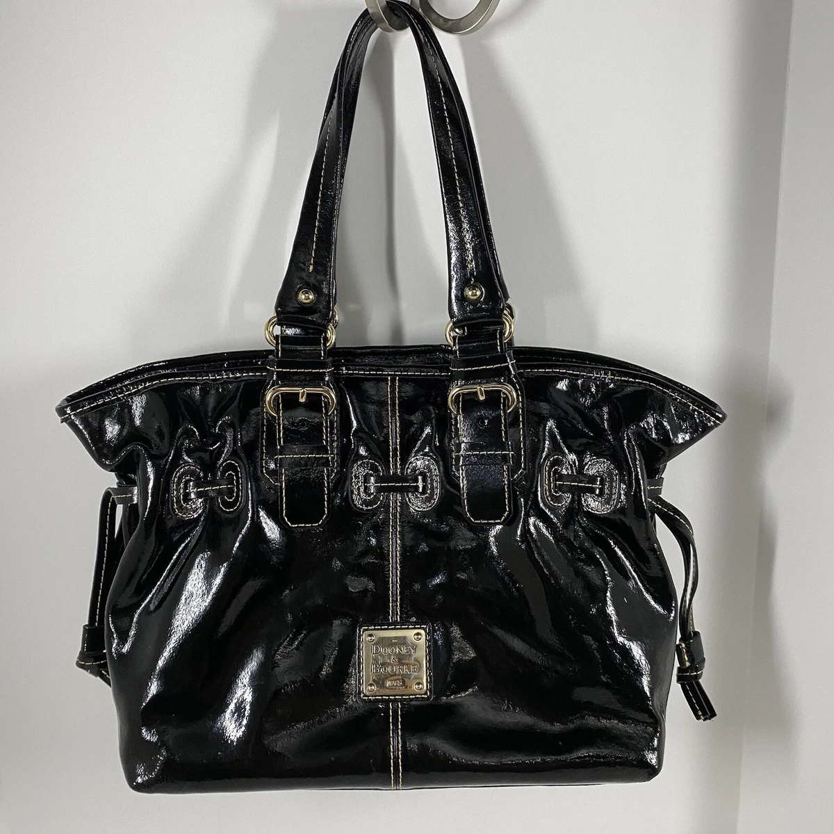 Dooney and bourke black leather tote sale